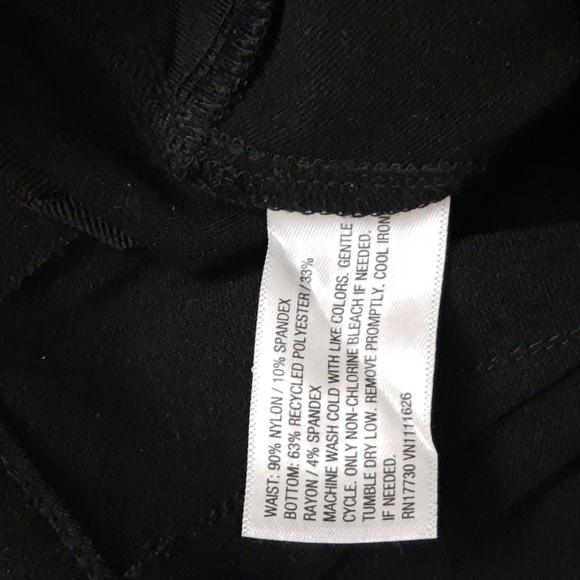 A New Day Adaptive Seated Fit Curvy Bottom Pants Women Black - Picture 8 of 10